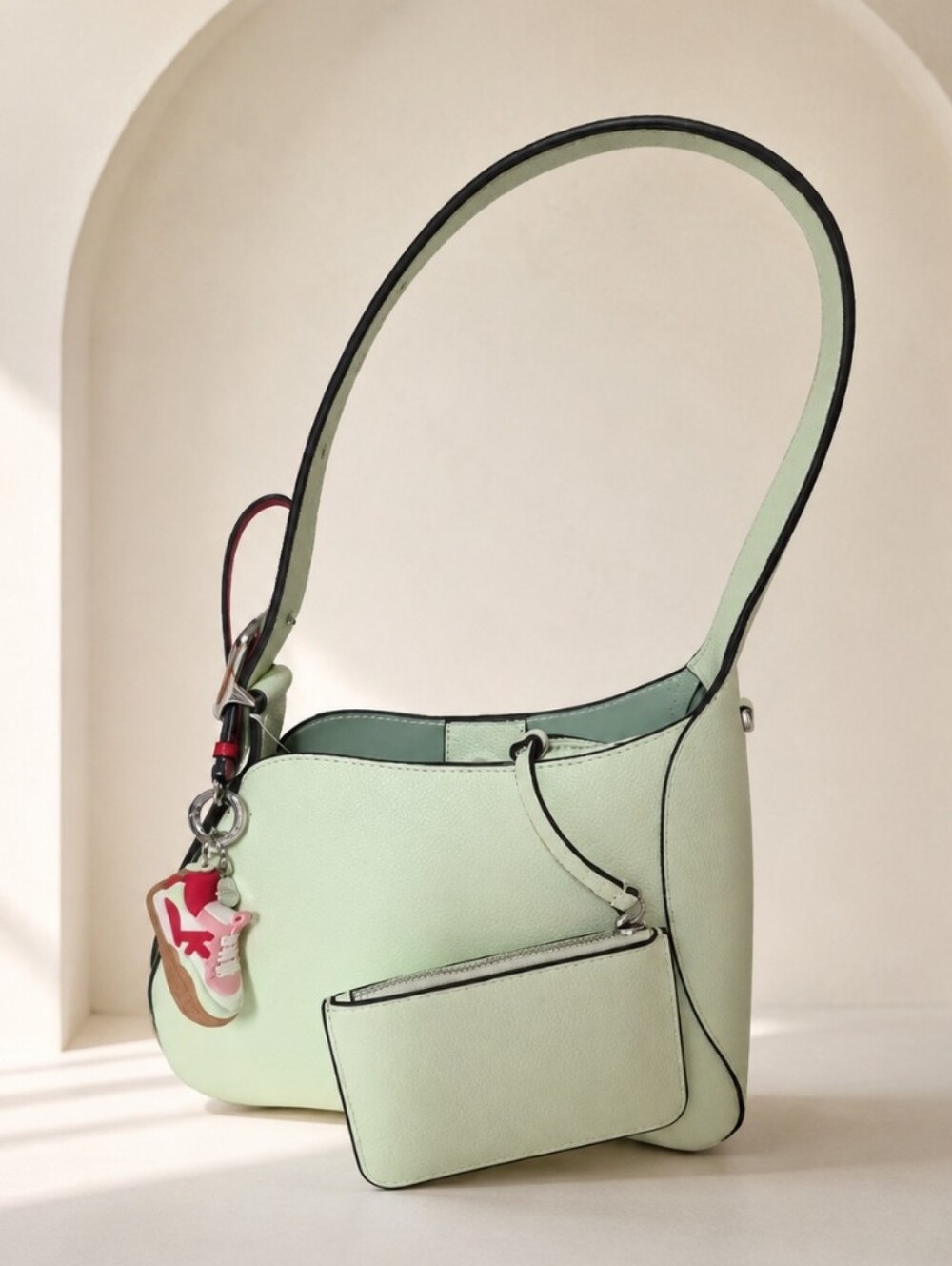 2 Pieces - 454 Sculpted Shoulder Bag With Charmed K As